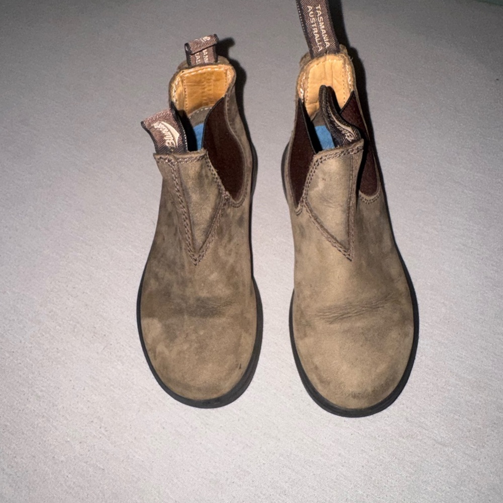 Blundstone Kids Brown Chelsea Boot with Elastic Side Panels